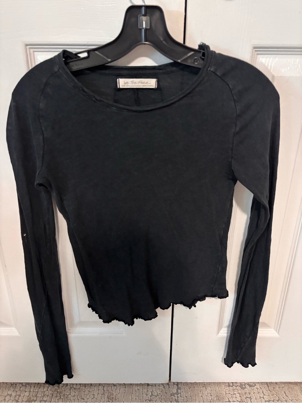 We The Free Black Long-Sleeve top women’s xs